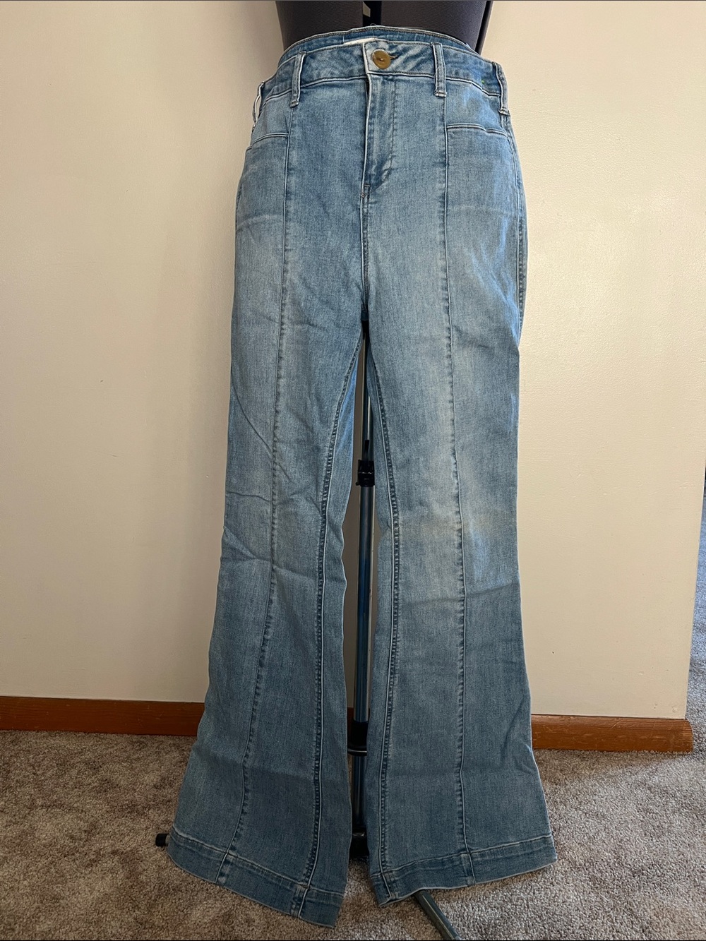 Altar'd State Light Blue High-Rise Wide-Leg Jeans - Picture 1 of 7